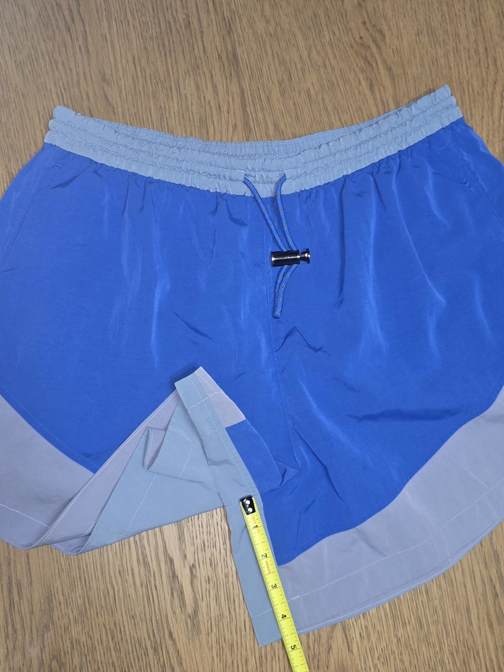 lululemon athletica Woman’s Royal Blue and Light Blue Athletic Shorts